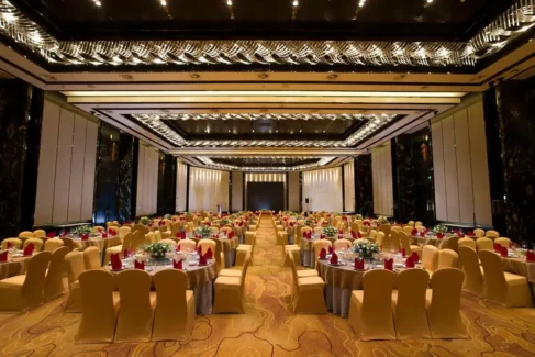 Grand-Metropark-Hotel-Ballroom